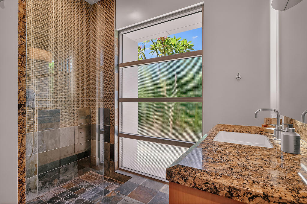 9 Rockcrest