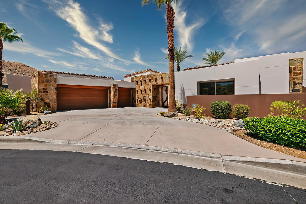 9 Rockcrest
