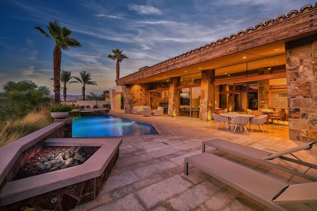 9 Rockcrest