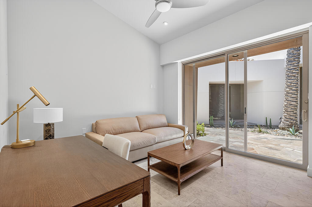 9 Rockcrest