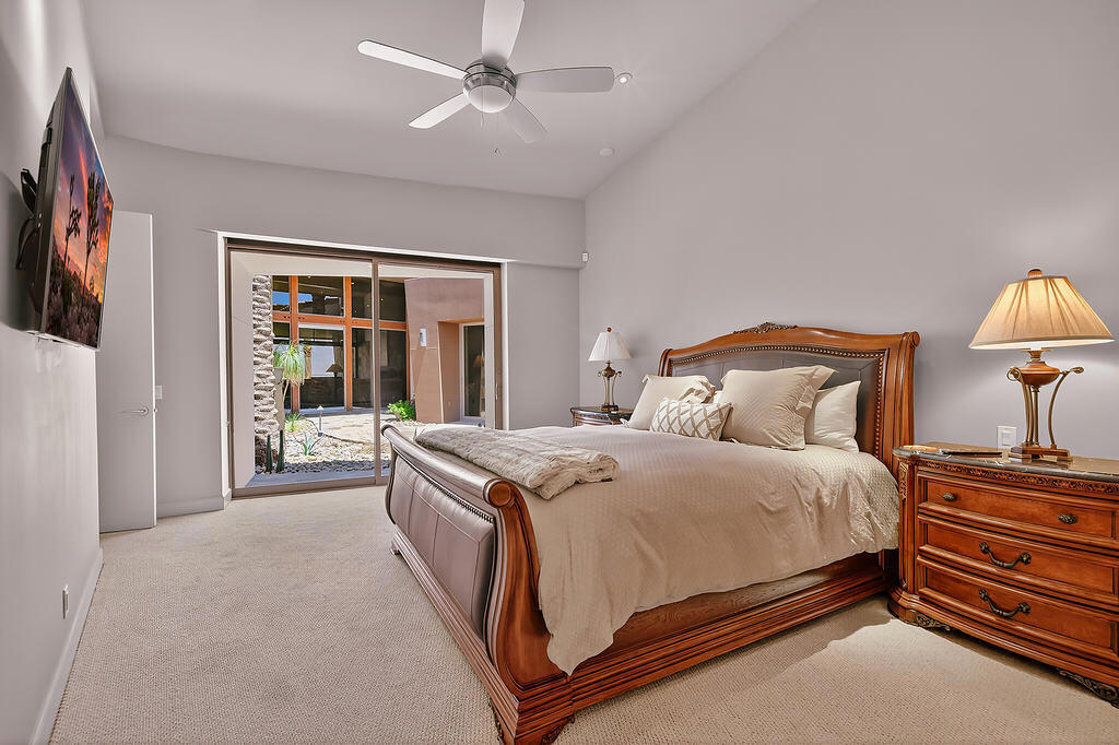 9 Rockcrest