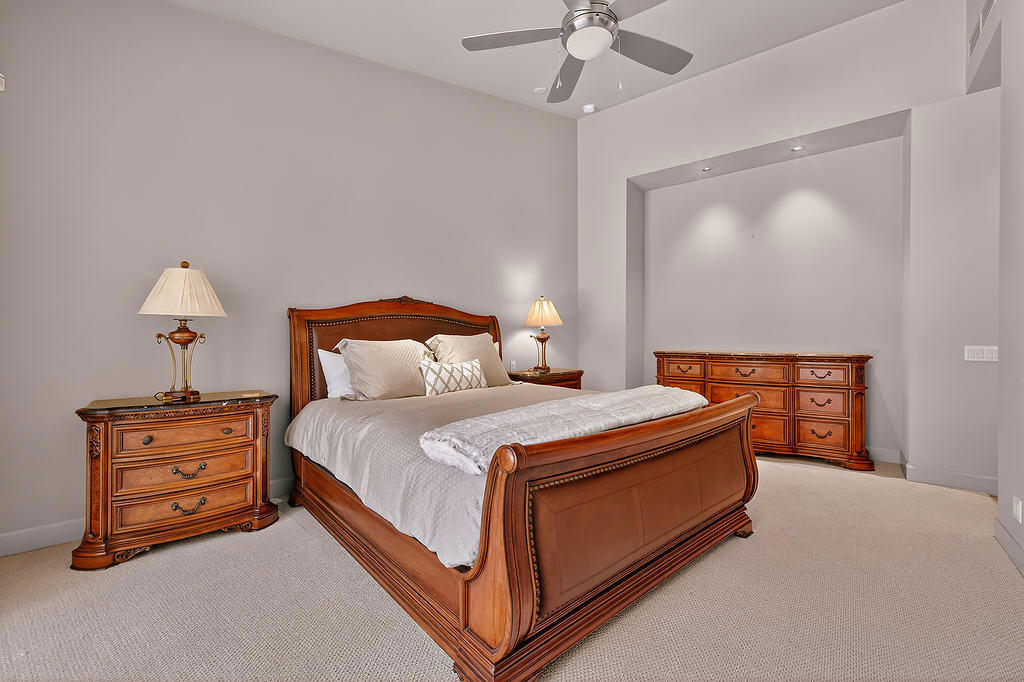 9 Rockcrest