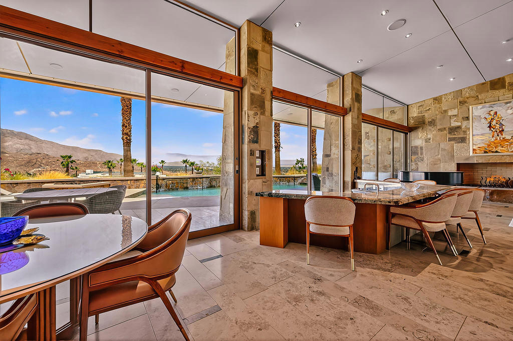 9 Rockcrest