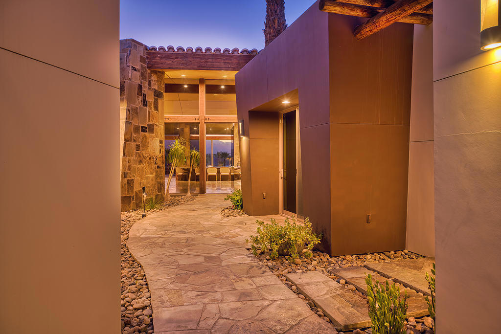 9 Rockcrest