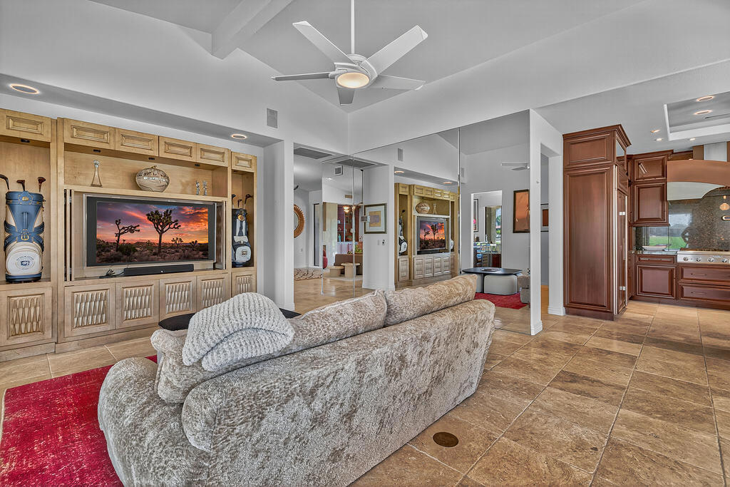 42480 Buccaneer Court