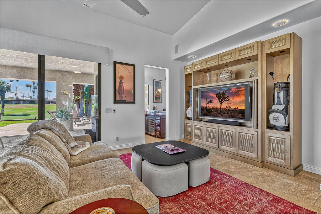42480 Buccaneer Court