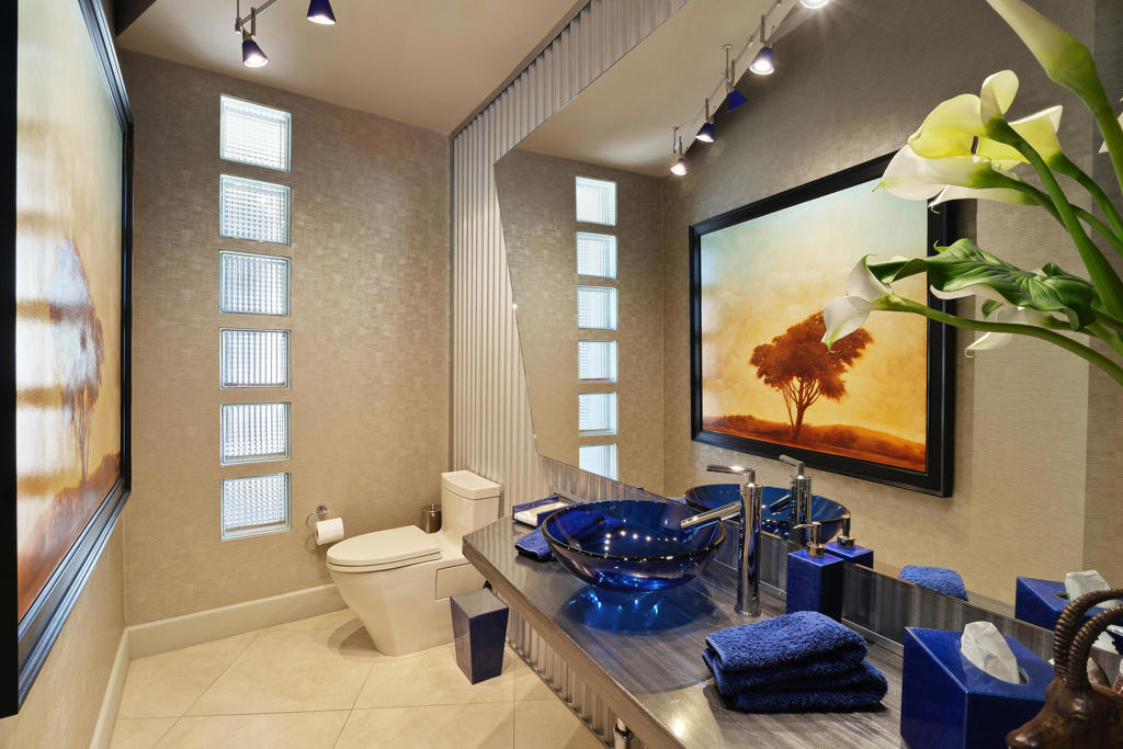 81 Royal Saint Georges Way