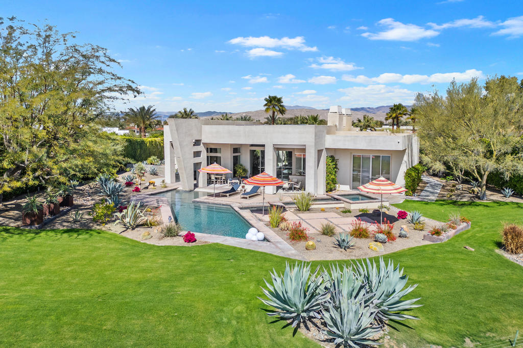 81 Royal Saint Georges Way