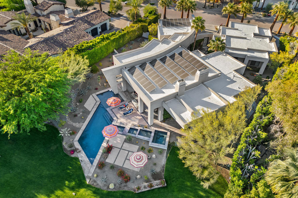 81 Royal Saint Georges Way