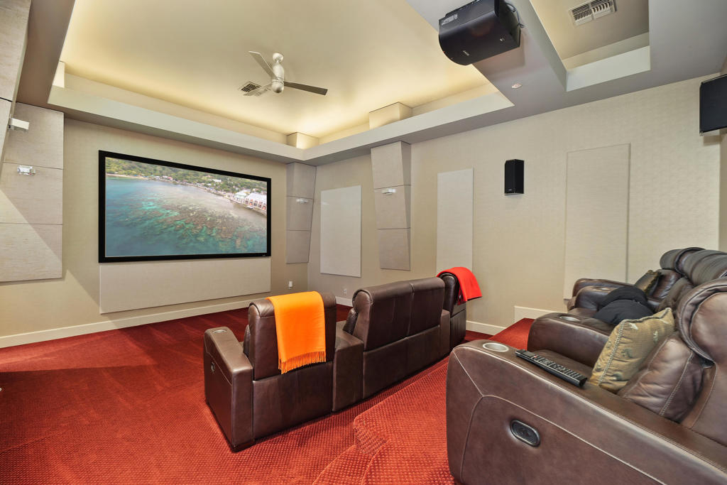 81 Royal Saint Georges Way