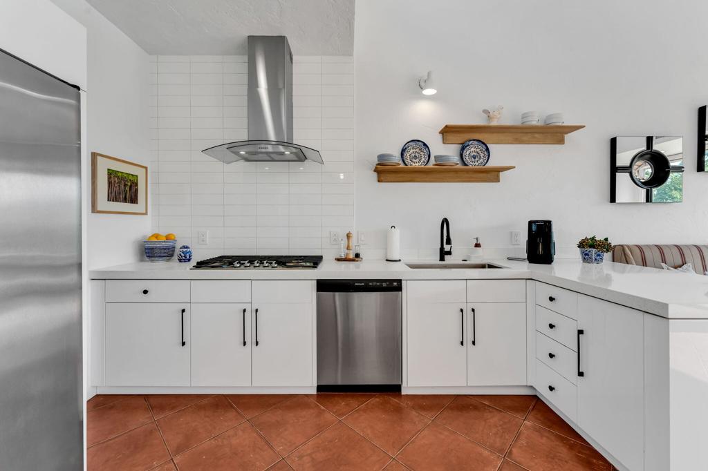 511 Desert West Drive