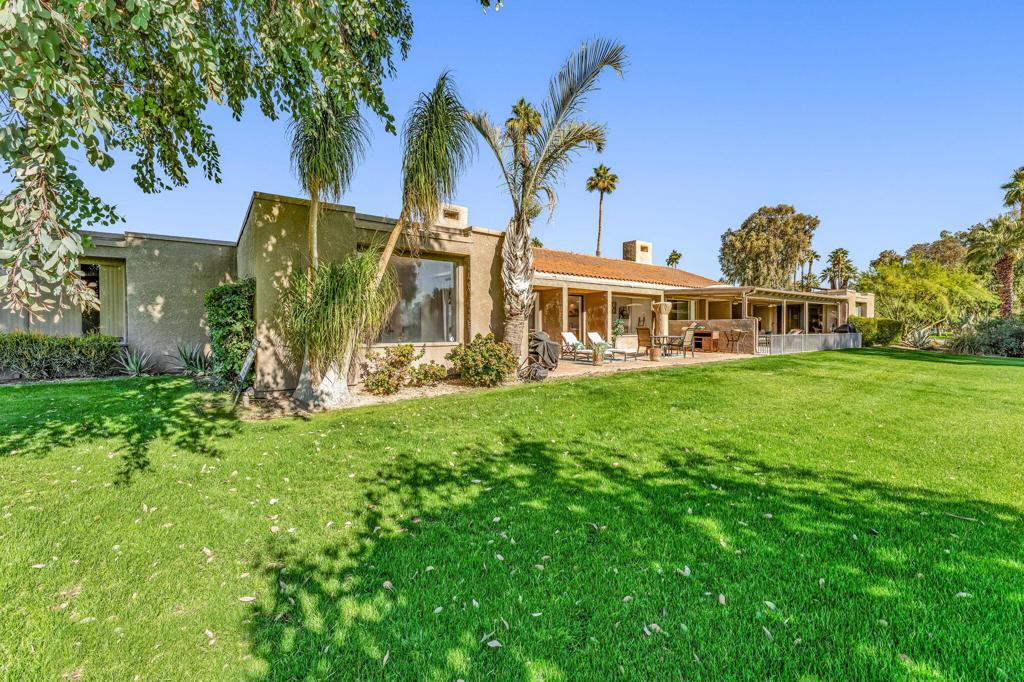 511 Desert West Drive