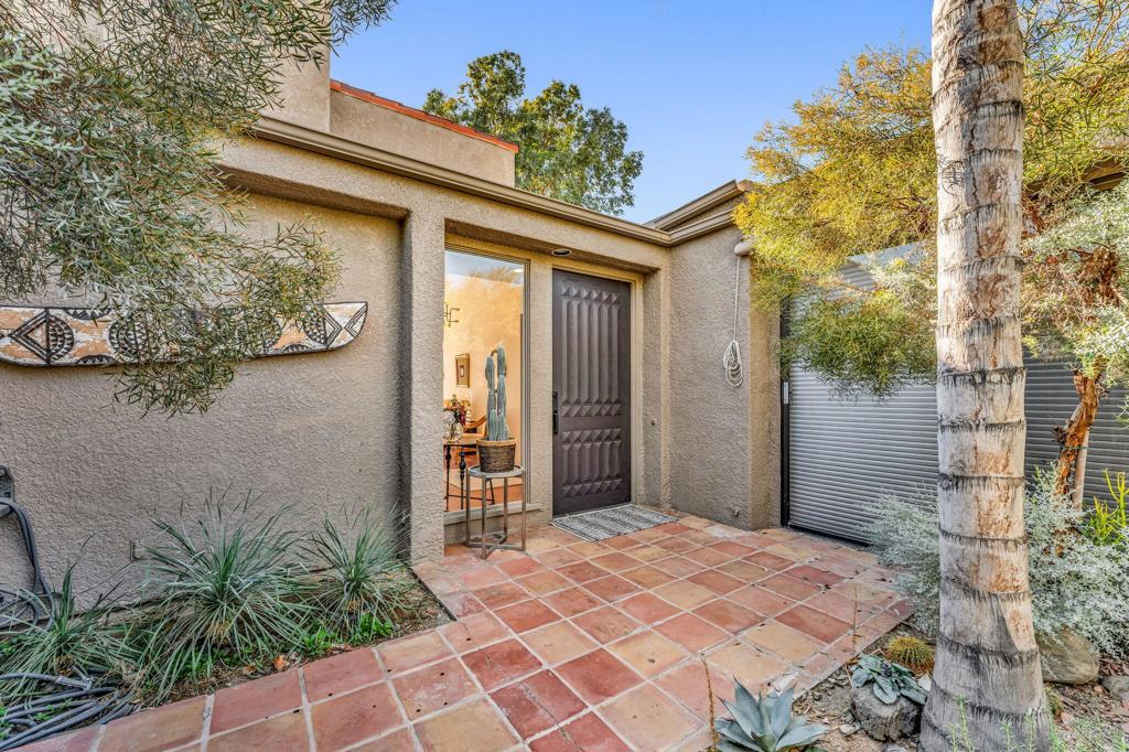 511 Desert West Drive