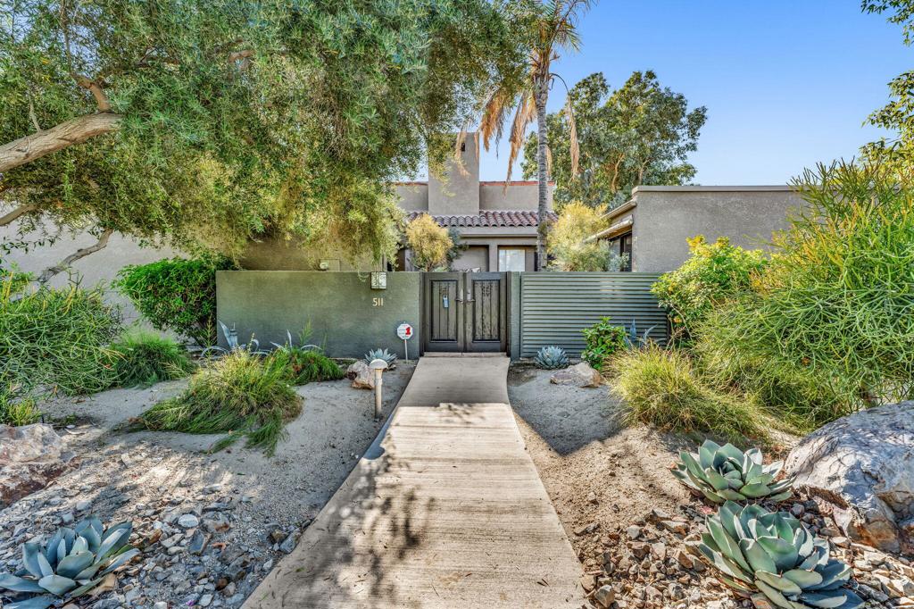 511 Desert West Drive