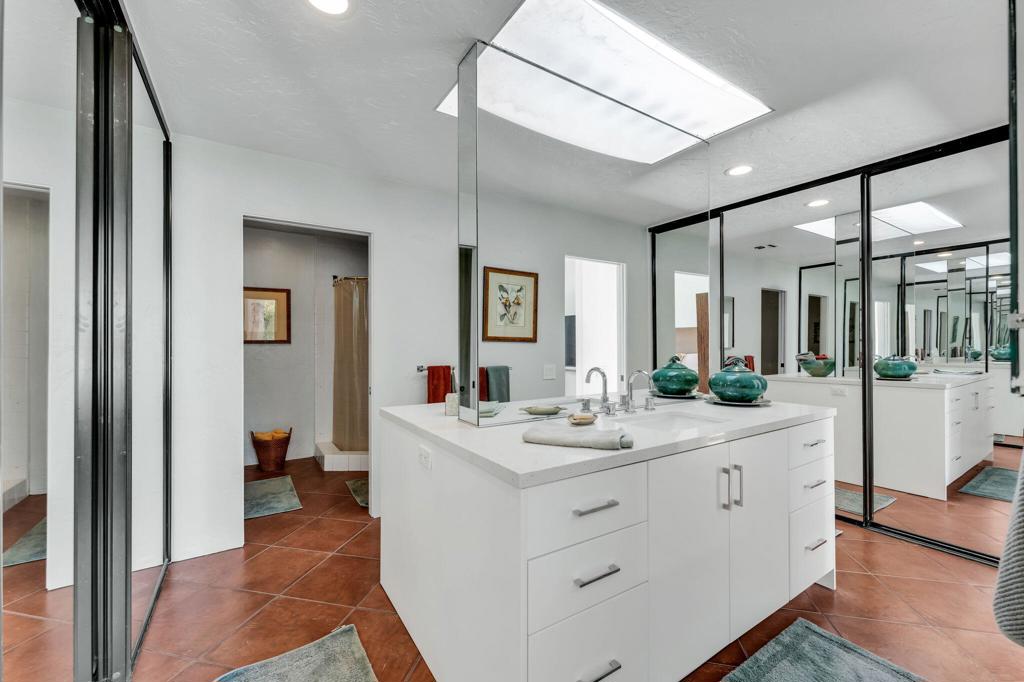 511 Desert West Drive