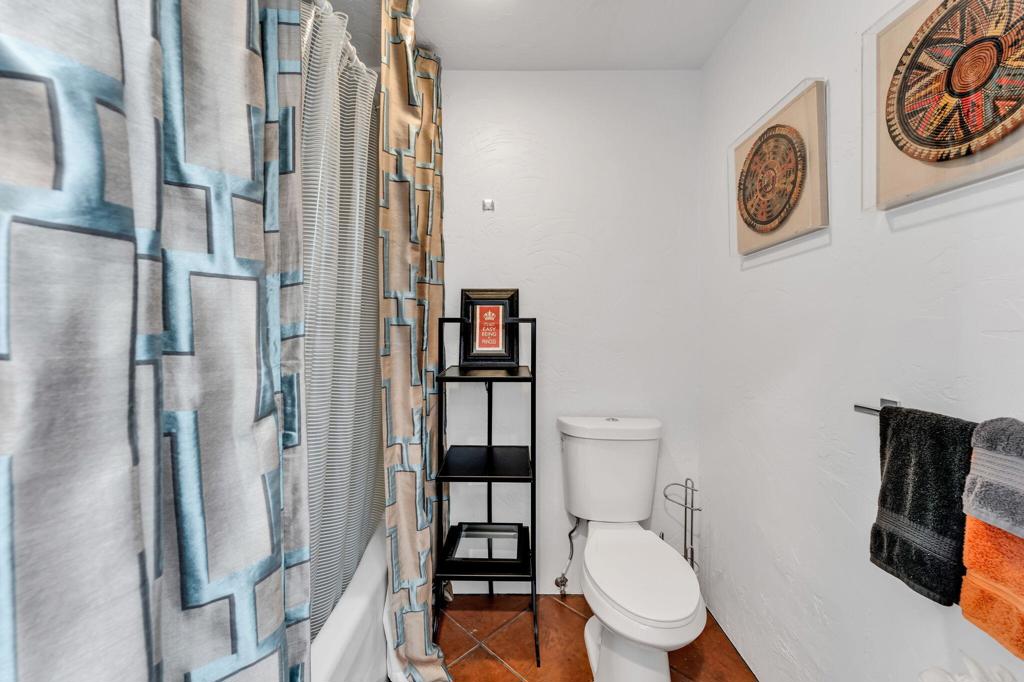 511 Desert West Drive