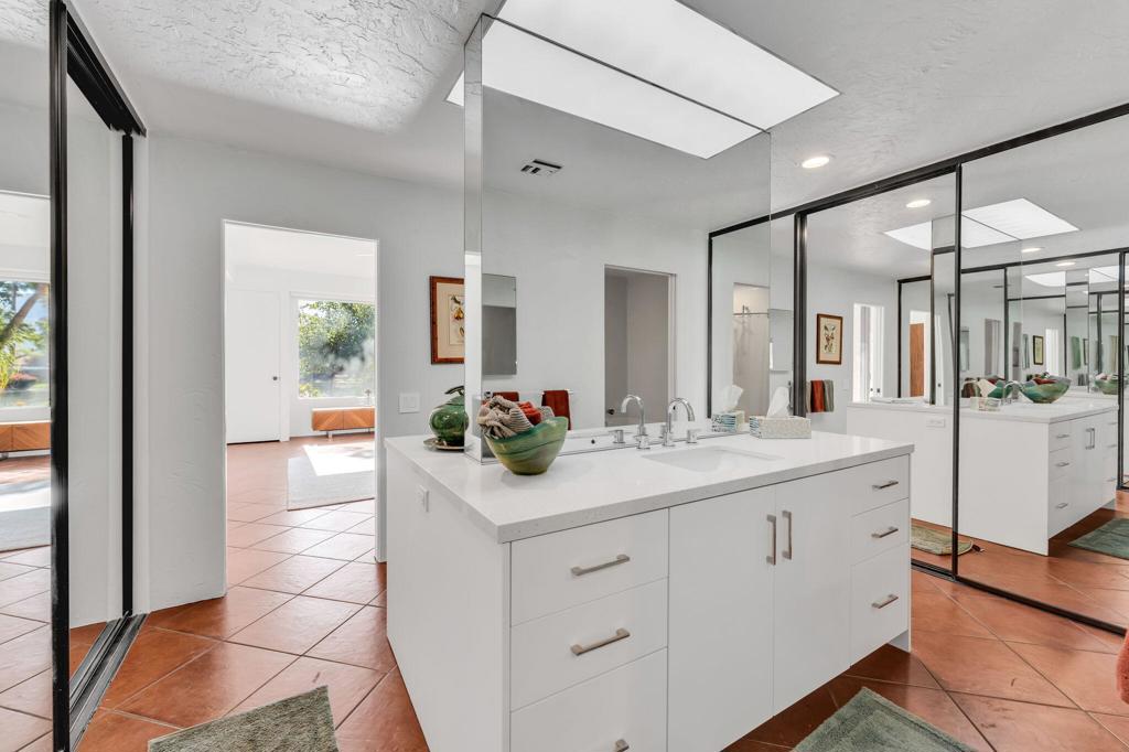 511 Desert West Drive