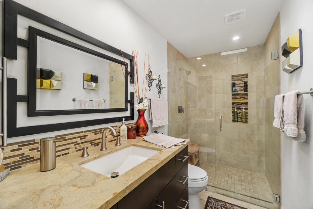 72806 Fleetwood Circle