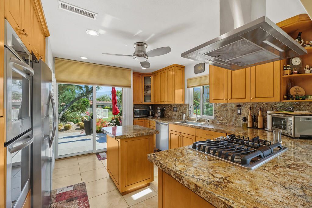 72806 Fleetwood Circle