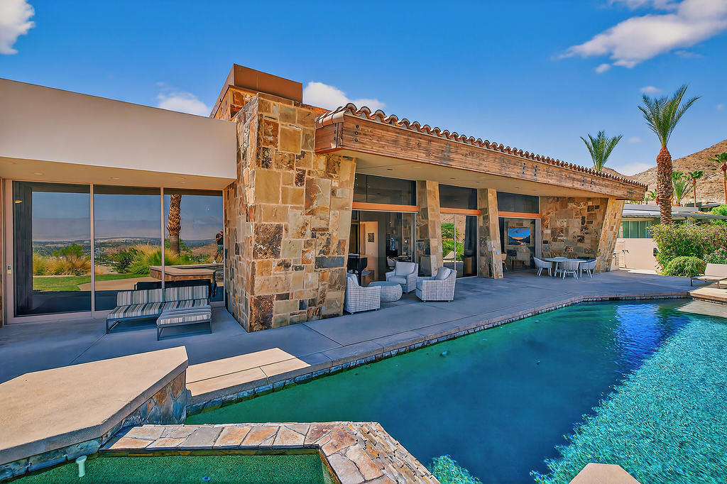9 Rockcrest Drive