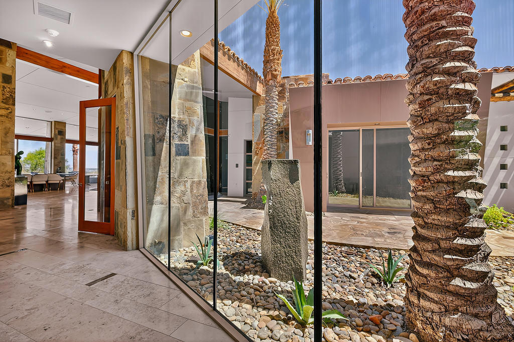 9 Rockcrest Drive