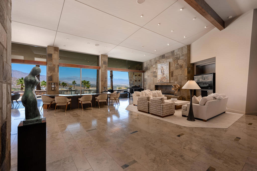 9 Rockcrest Drive