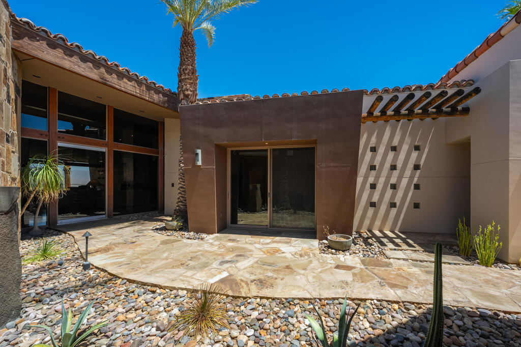 9 Rockcrest Drive