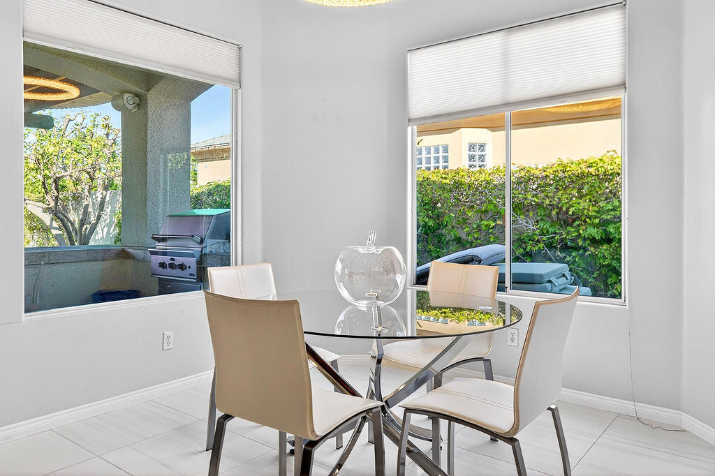 5 Curie Court