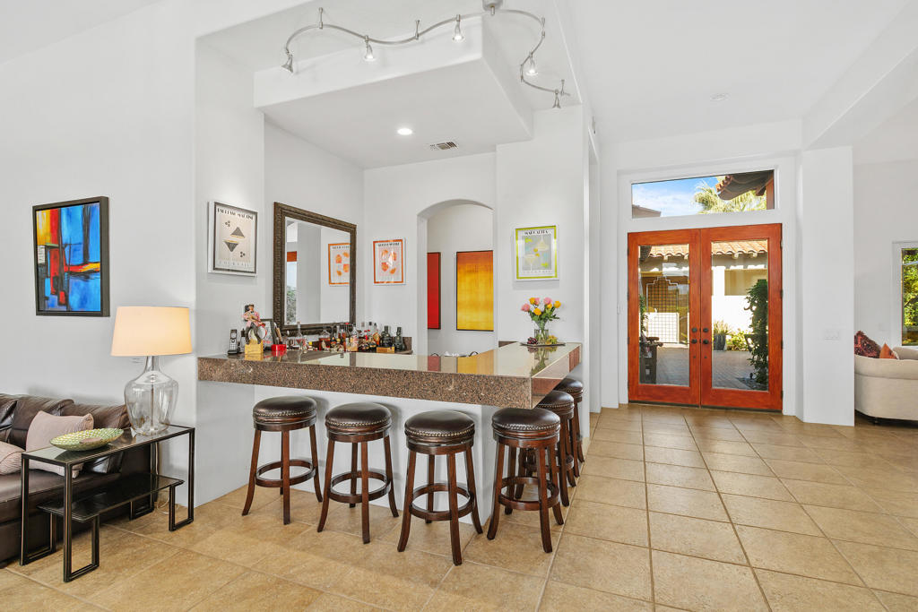 284 Loch Lomond Road