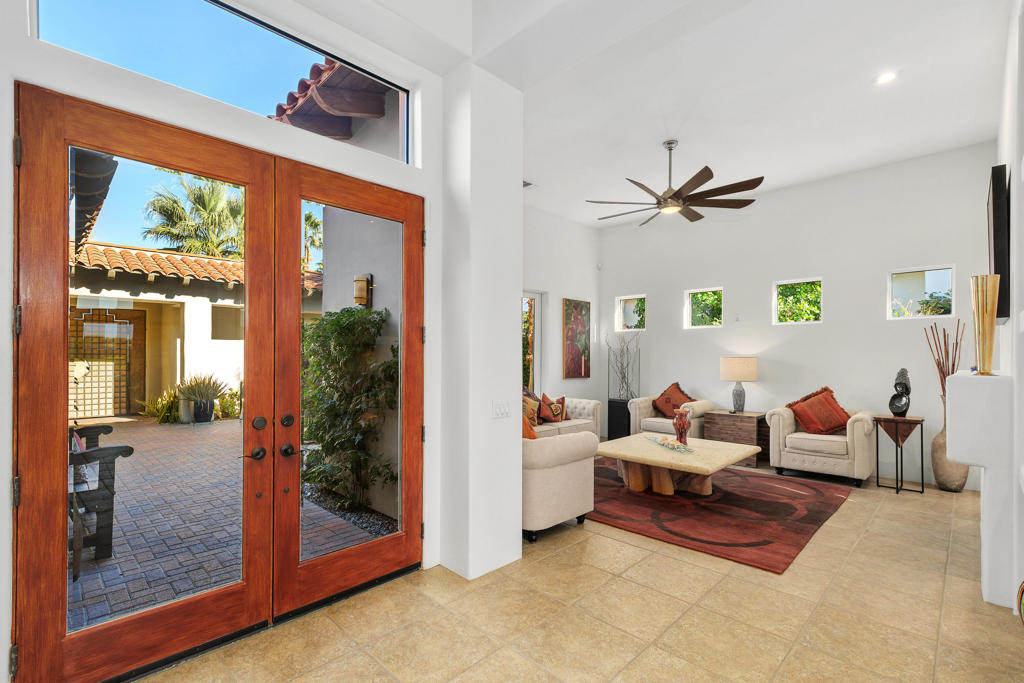 284 Loch Lomond Road