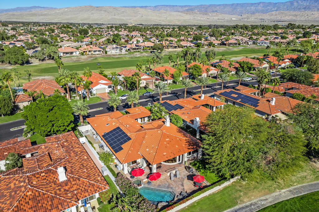 284 Loch Lomond Road