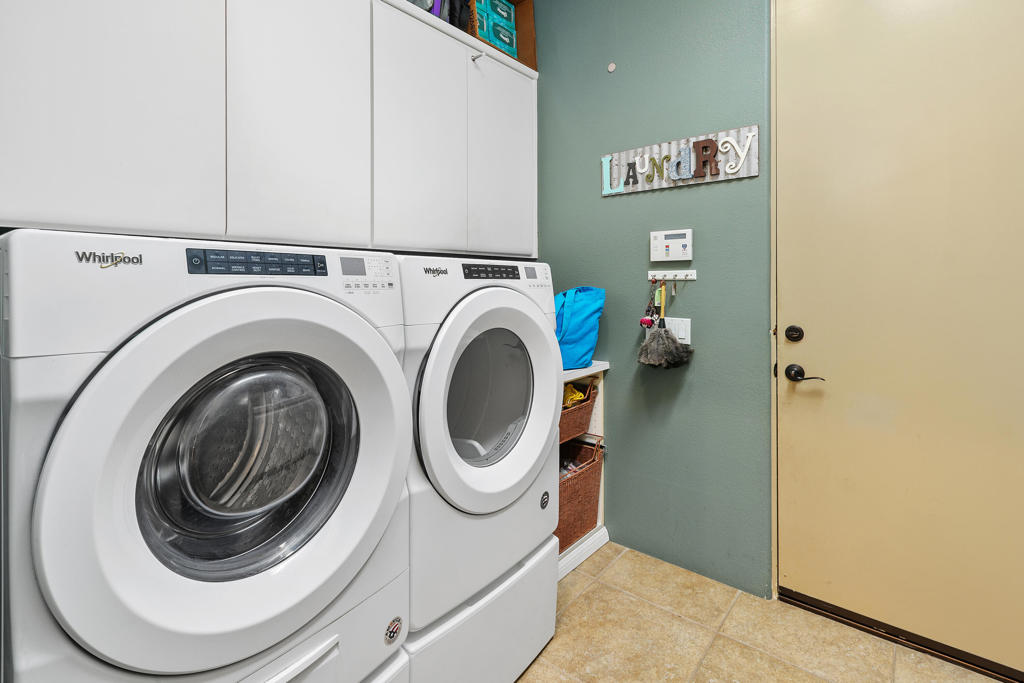 284 Loch Lomond Road