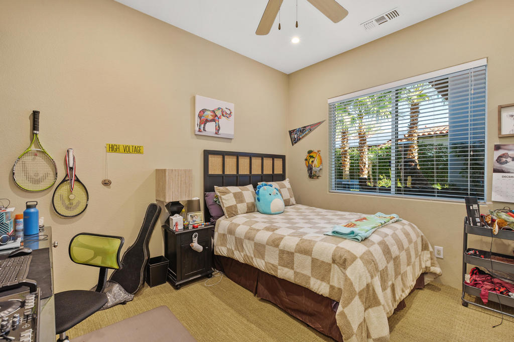 284 Loch Lomond Road