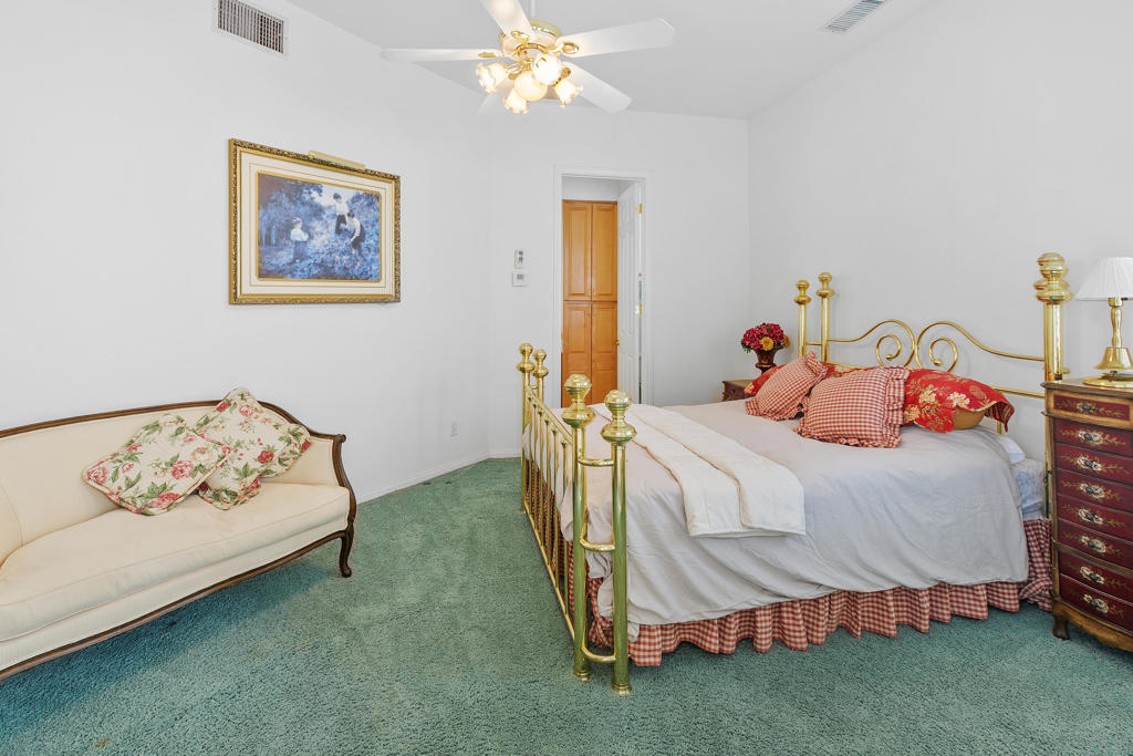 2 Othello Court