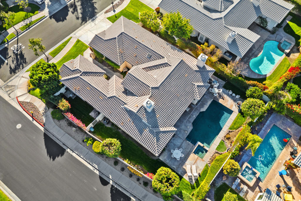2 Othello Court