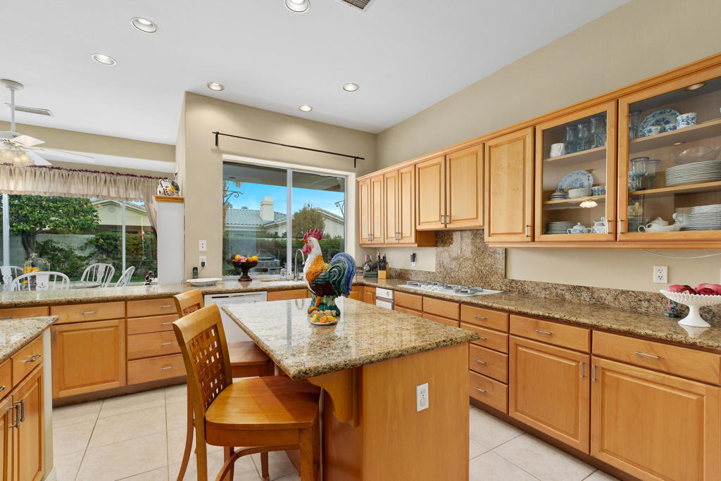 2 Othello Court