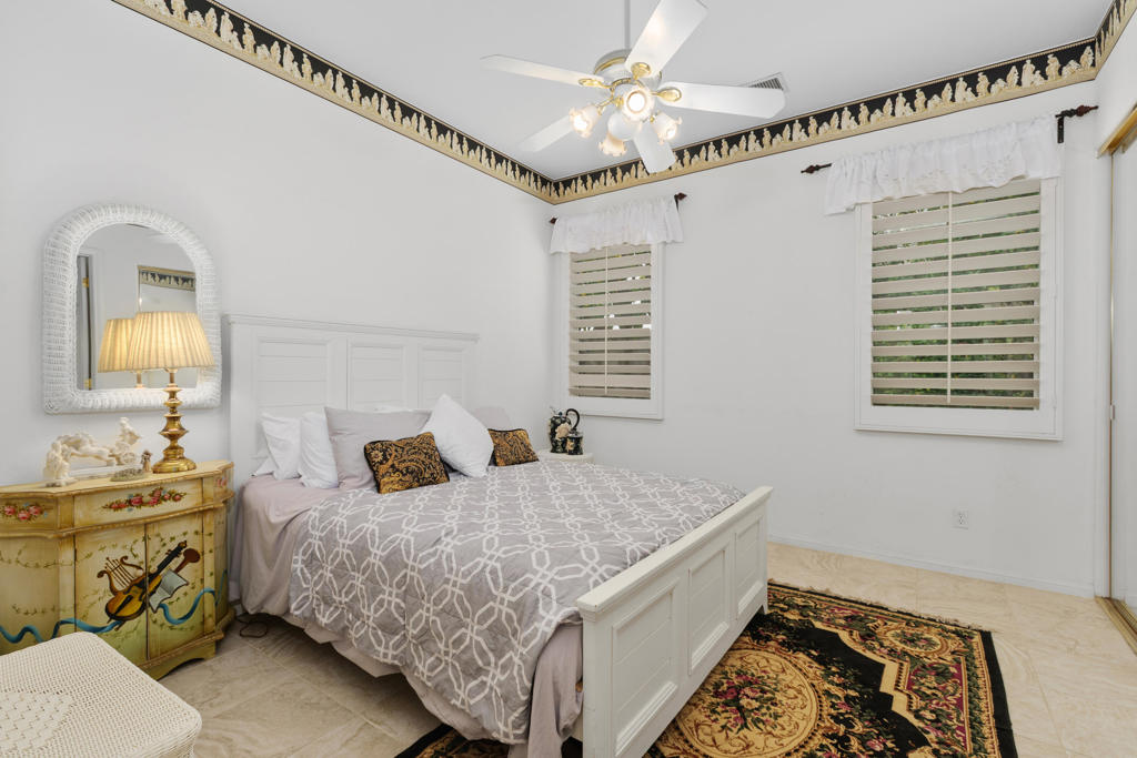 2 Othello Court