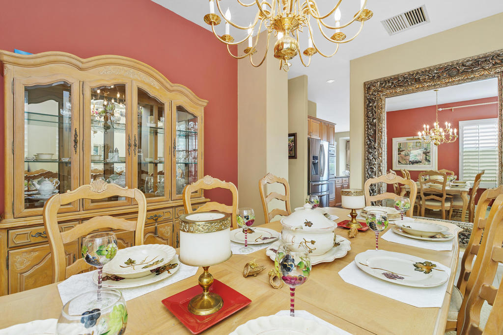 2 Othello Court