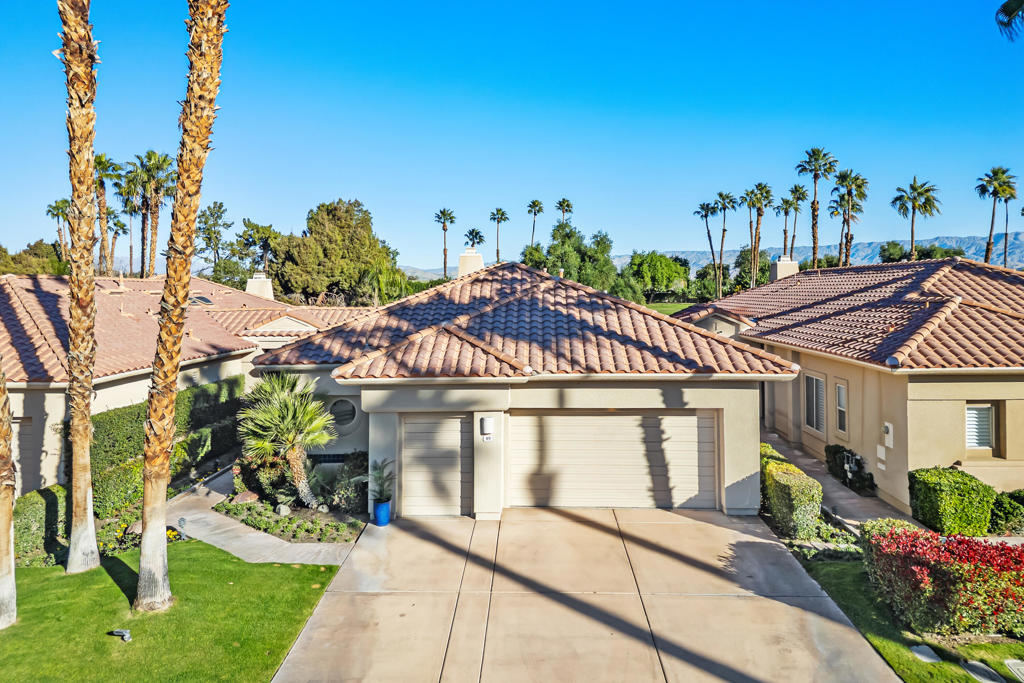 89 N Kavenish Drive
