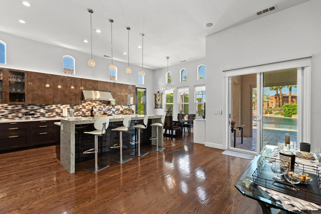 4 Via Santo Tomas Drive