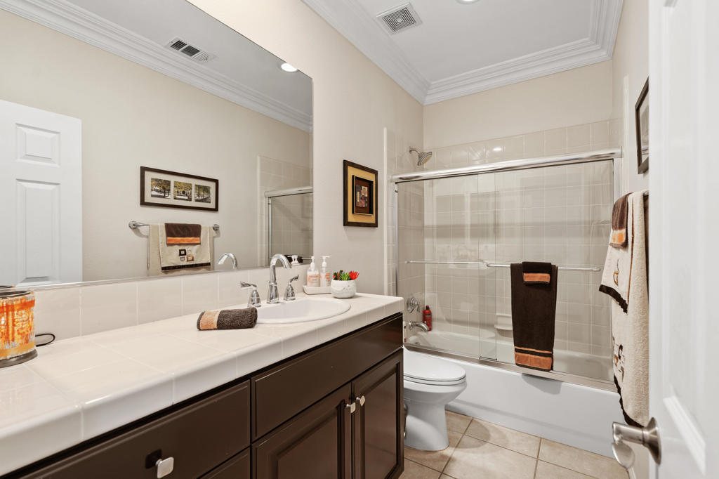 4 Via Santo Tomas Drive