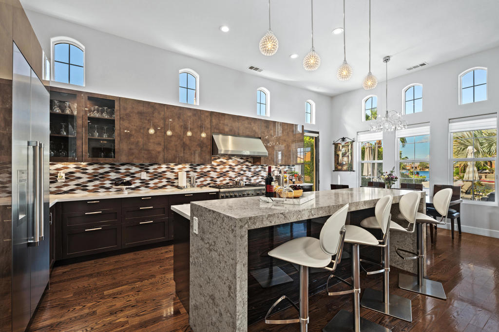 4 Via Santo Tomas Drive