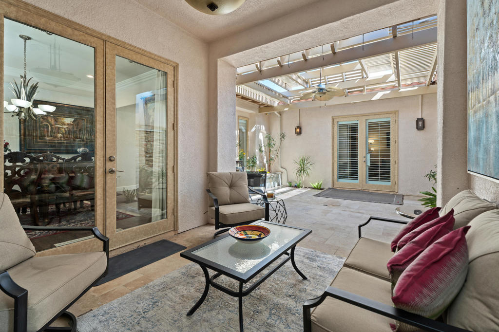 4 Via Santo Tomas Drive