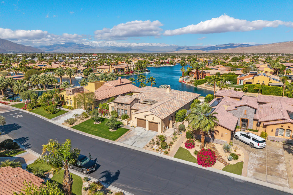 4 Via Santo Tomas Drive