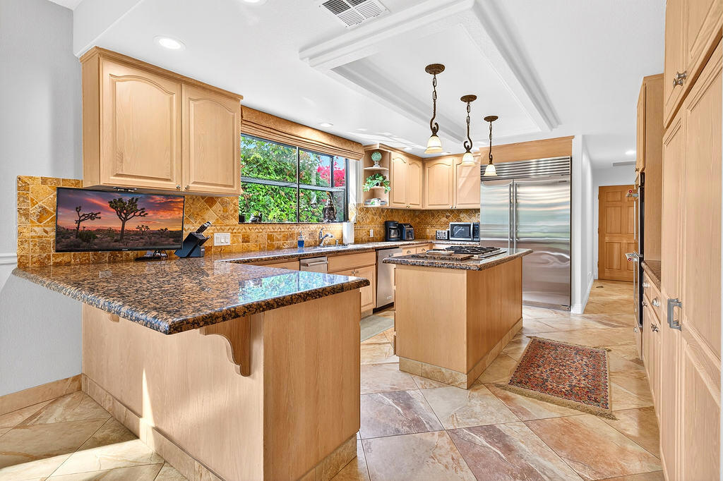 79122 Starlight Lane