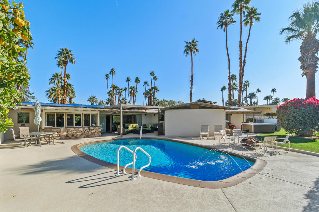 70801 Fairway Drive