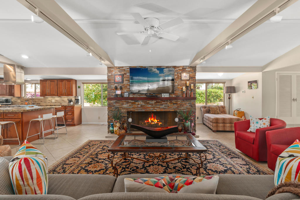 70801 Fairway Drive