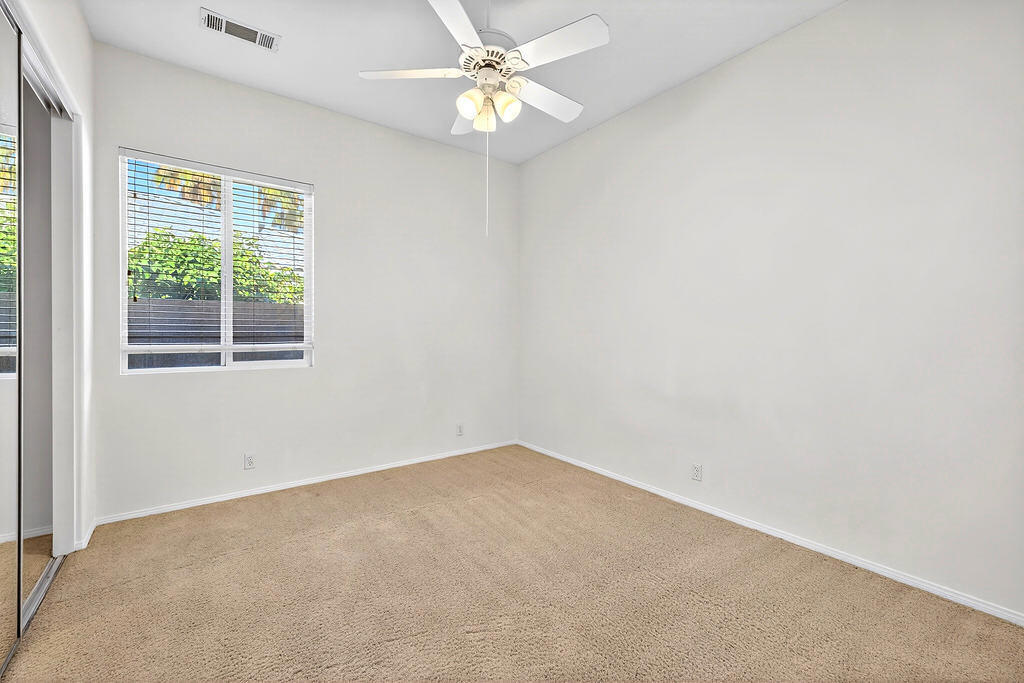 41 Vista Mirage Way