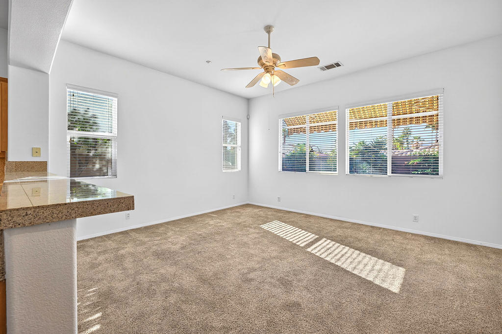 41 Vista Mirage Way