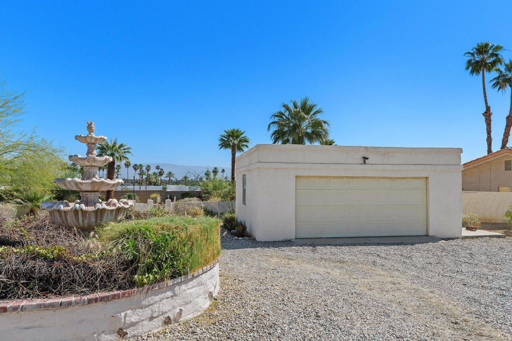 71461 Sahara Road